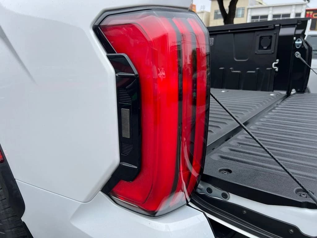 Toyota Tundra 4WD TRD Pro Hybrid CrewMax 5.5' Bed (Natl) 2026 — side view