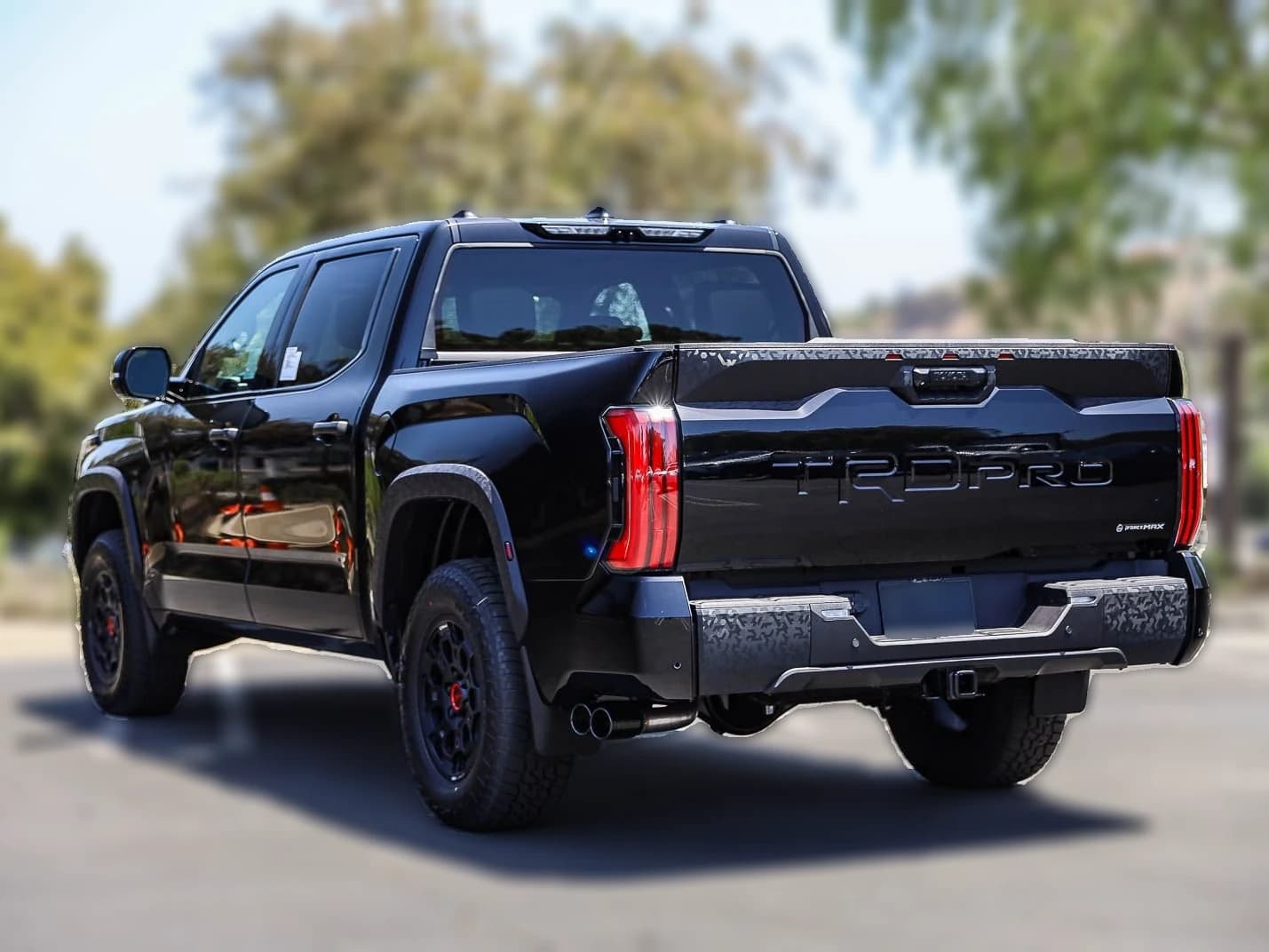 Toyota Tundra 4WD TRD Pro Hybrid CrewMax 5.5' Bed (Natl) 2026 — side view