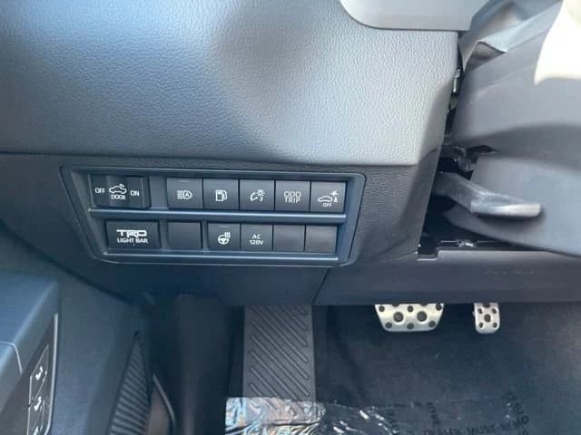 Toyota Tundra 4WD TRD Pro Hybrid CrewMax 5.5' Bed (Natl) 2026 — side view