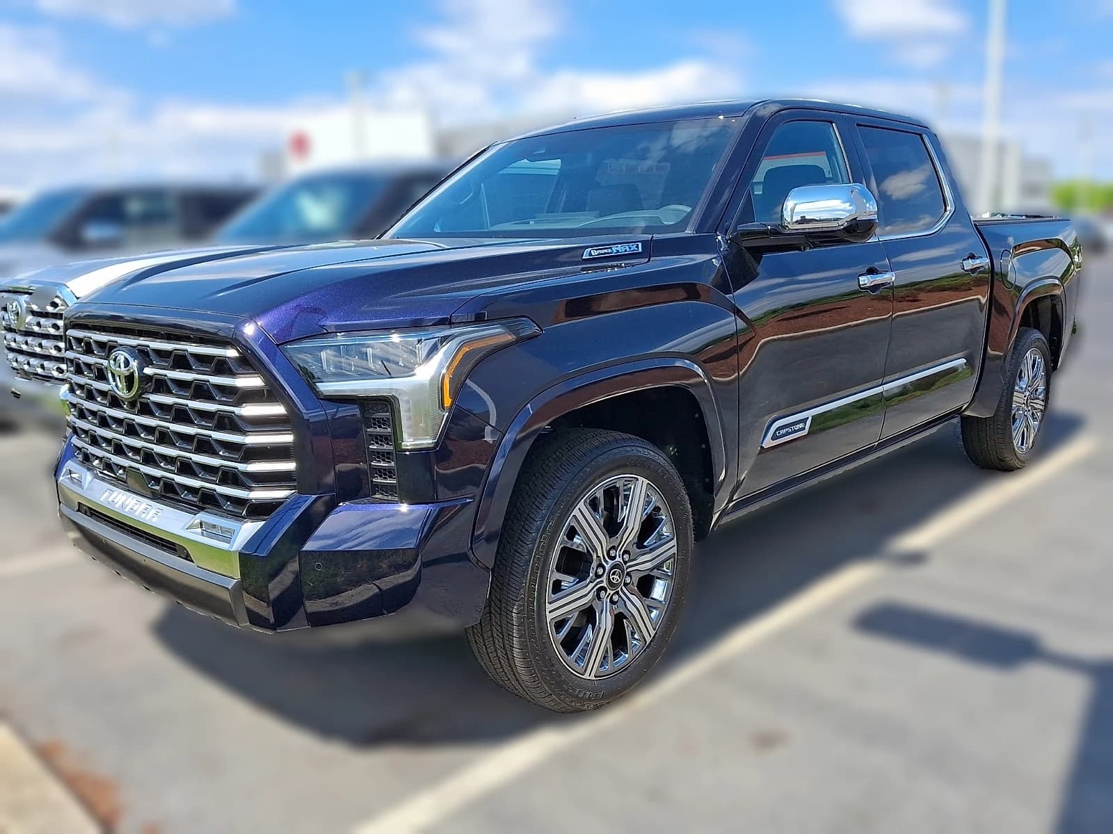 Toyota Tundra 4WD Capstone Hybrid CrewMax 5.5' Bed (Natl) 2026 — side view