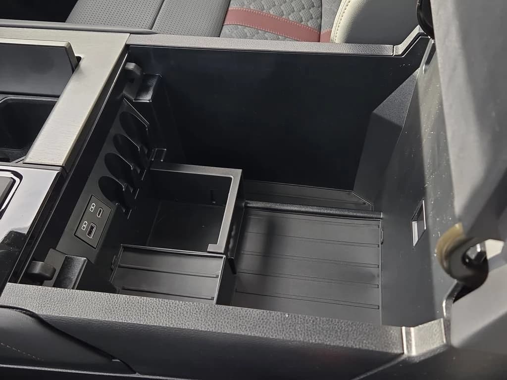 Toyota Tundra 4WD Capstone Hybrid CrewMax 5.5' Bed (Natl) 2026 — side view