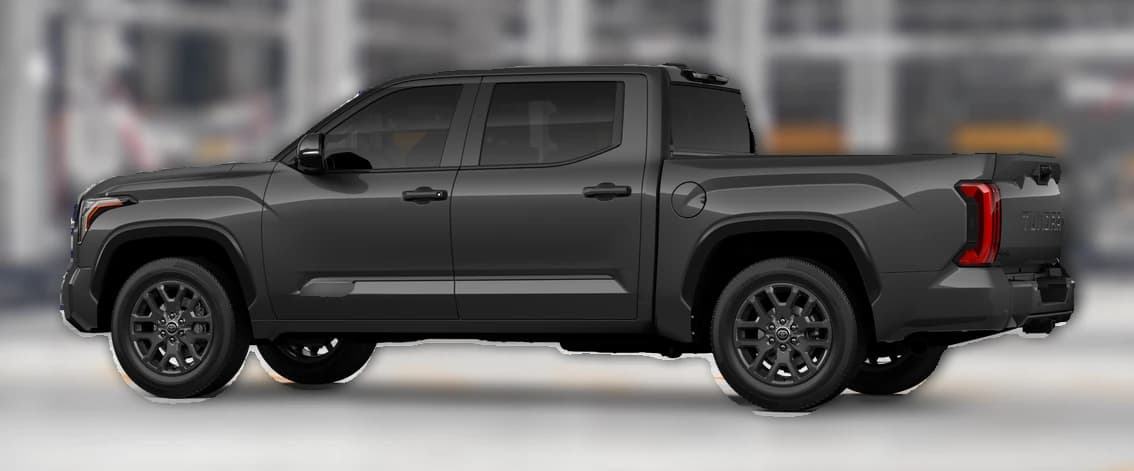 Toyota Tundra 4WD Platinum CrewMax 5.5' Bed (Natl) 2026 — side view