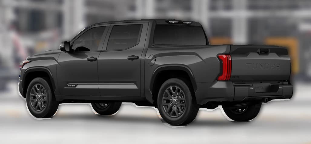 Toyota Tundra 4WD Platinum CrewMax 5.5' Bed (Natl) 2026 — side view