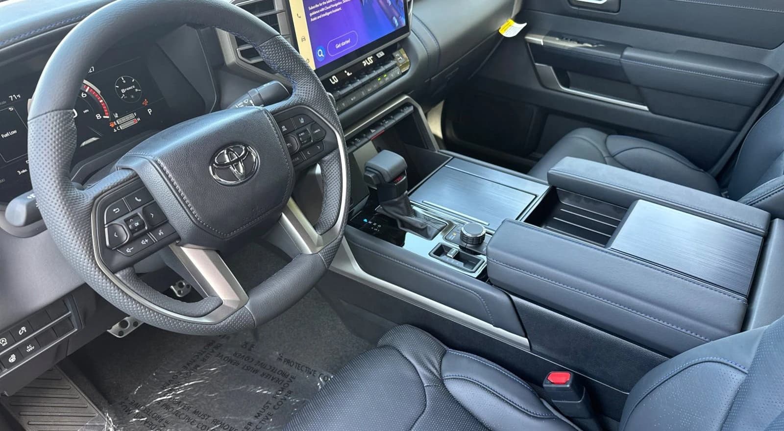 Toyota Tundra 4WD Platinum CrewMax 5.5' Bed (Natl) 2026 — side view