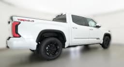 Toyota Tundra 4WD Platinum CrewMax 5.5' Bed (Natl) 2026 — side view