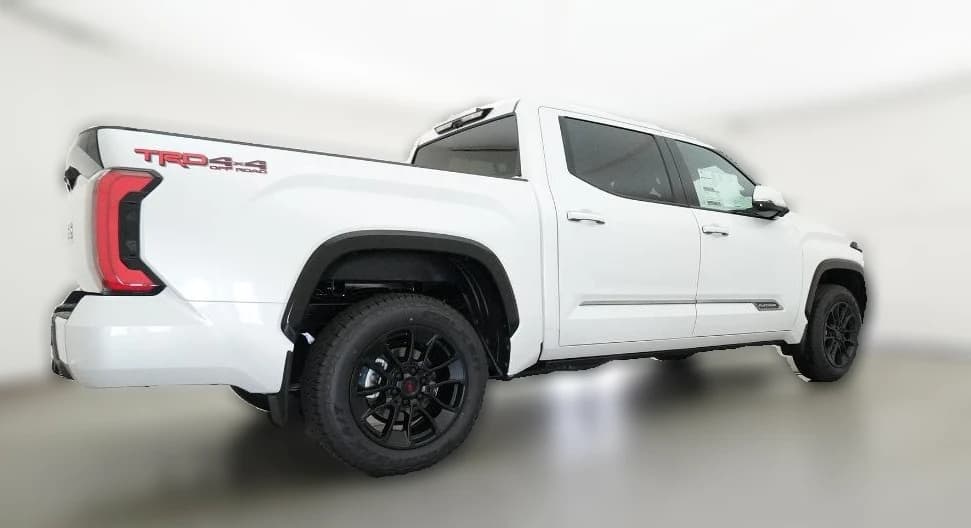 Toyota Tundra 4WD Platinum CrewMax 5.5' Bed (Natl) 2026 — side view