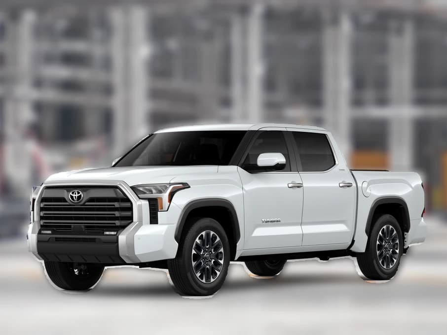 Toyota Tundra 4WD Limited CrewMax 5.5' Bed (Natl) 2026 — side view