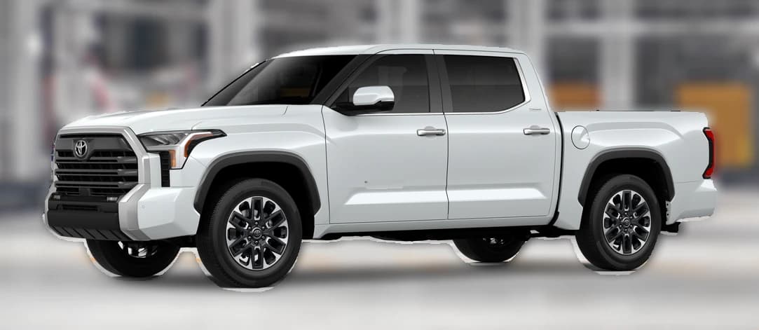 Toyota Tundra 4WD Limited CrewMax 5.5' Bed (Natl) 2026 — side view