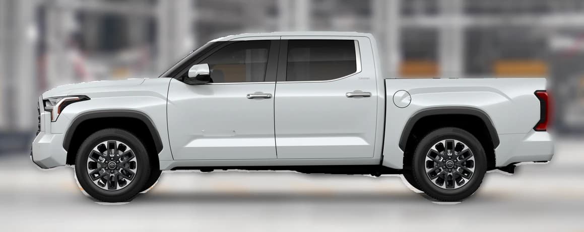 Toyota Tundra 4WD Limited CrewMax 5.5' Bed (Natl) 2026 — side view