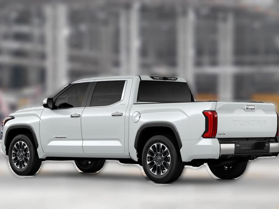 Toyota Tundra 4WD Limited CrewMax 5.5' Bed (Natl) 2026 — side view