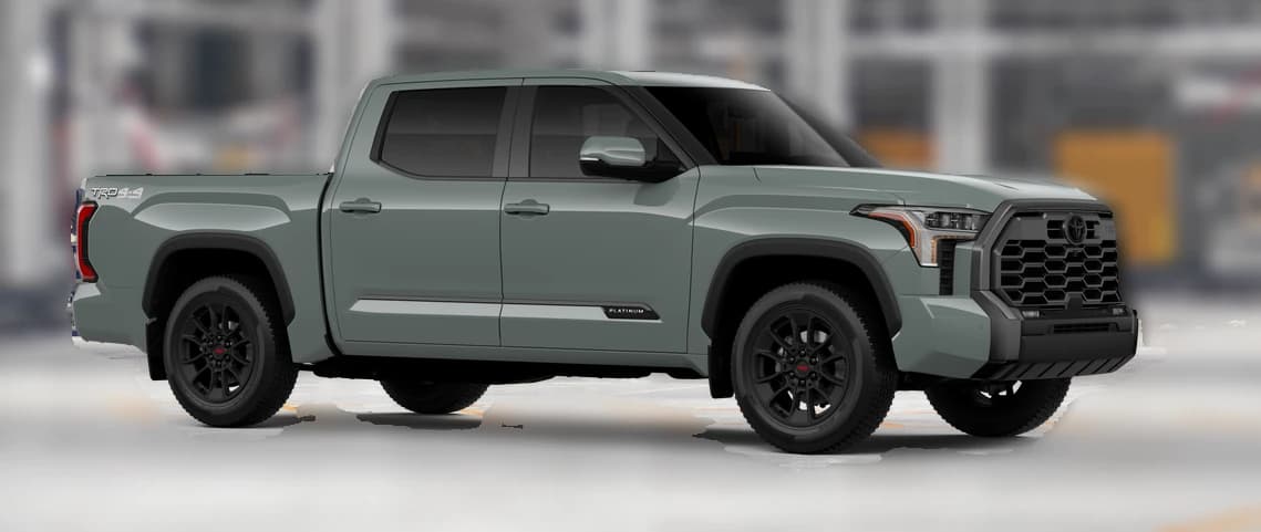 Toyota Tundra 4WD Platinum CrewMax 5.5' Bed (Natl) 2026 — side view