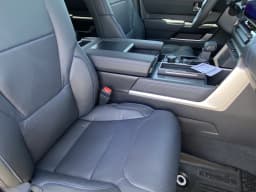 Toyota Tundra 4WD Platinum CrewMax 5.5' Bed (Natl) 2026 — side view