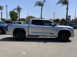 Toyota Tundra 4WD Platinum CrewMax 5.5' Bed (Natl) 2026 — side view