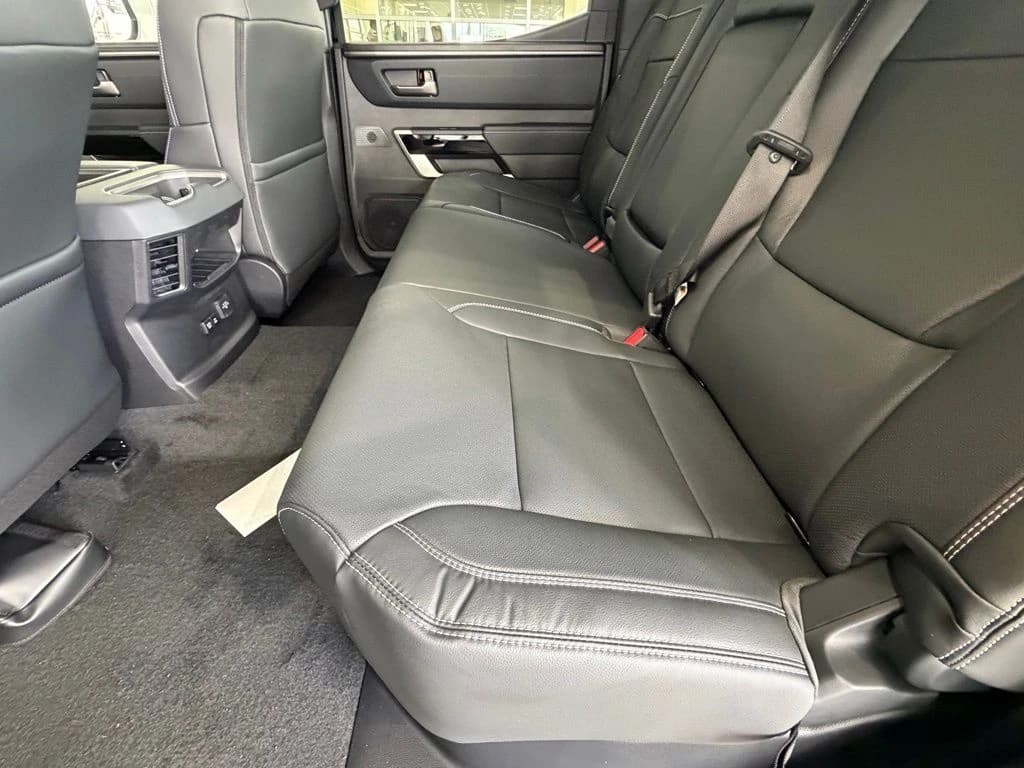 Toyota Tundra 4WD Limited CrewMax 5.5' Bed (Natl) 2026 — side view