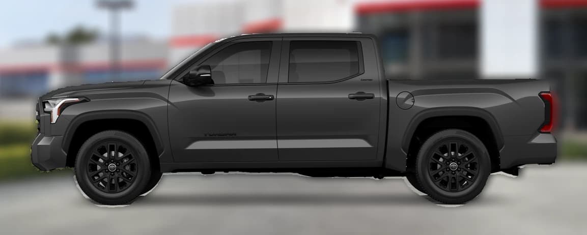 Toyota Tundra 4WD Limited CrewMax 5.5' Bed (Natl) 2026 — side view