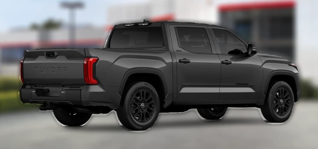 Toyota Tundra 4WD Limited CrewMax 5.5' Bed (Natl) 2026 — side view