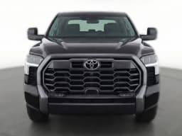 Toyota Tundra 4WD Platinum CrewMax 5.5' Bed (Natl) 2026 — side view