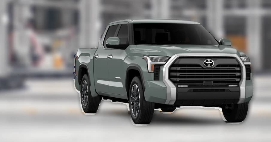 Toyota Tundra 4WD Limited CrewMax 5.5' Bed (Natl) 2026 — side view