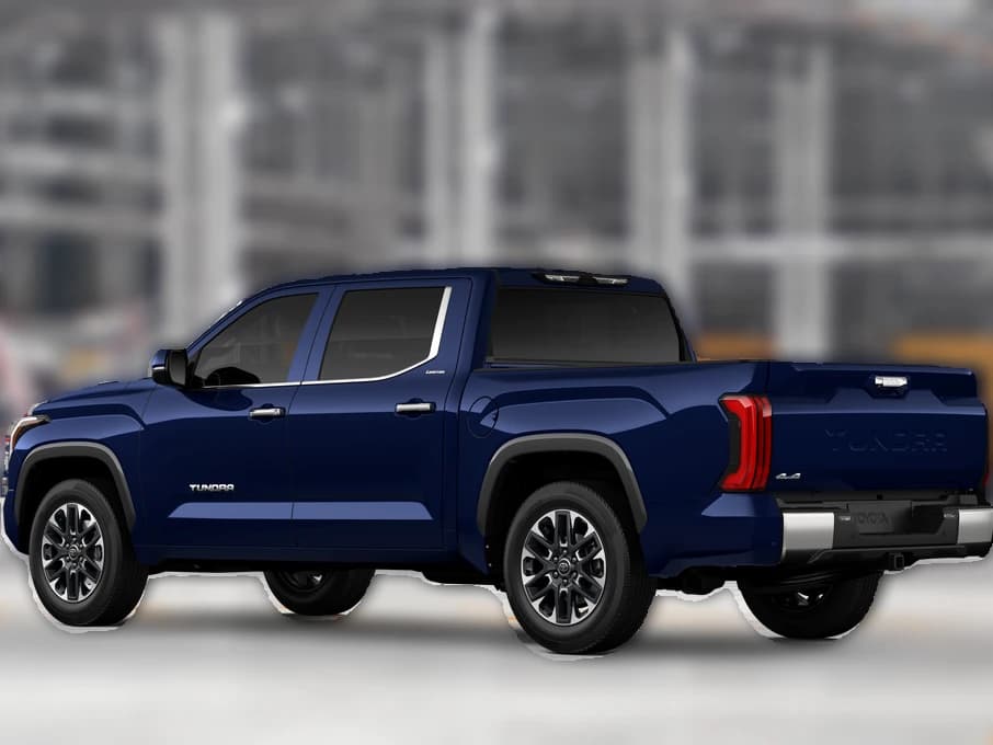 Toyota Tundra 4WD Limited CrewMax 5.5' Bed (Natl) 2026 — side view