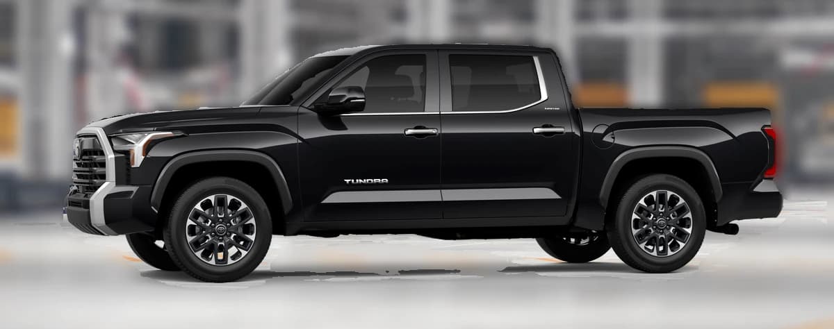 Toyota Tundra 4WD Limited CrewMax 5.5' Bed (Natl) 2026 — side view