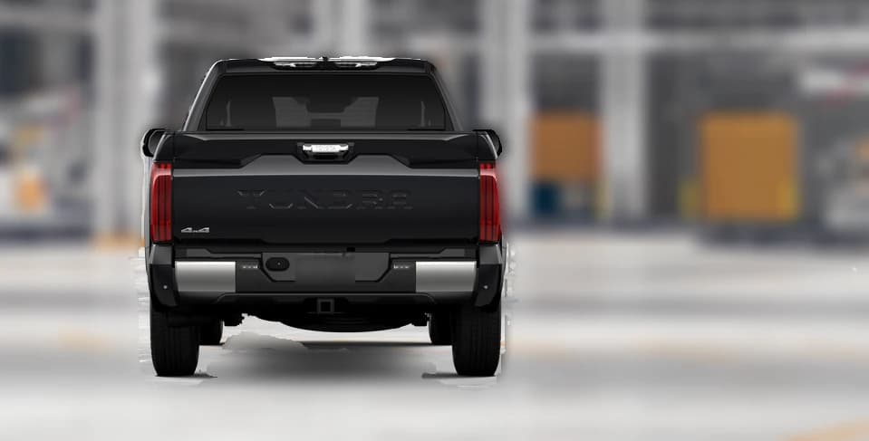 Toyota Tundra 4WD Limited CrewMax 5.5' Bed (Natl) 2026 — side view