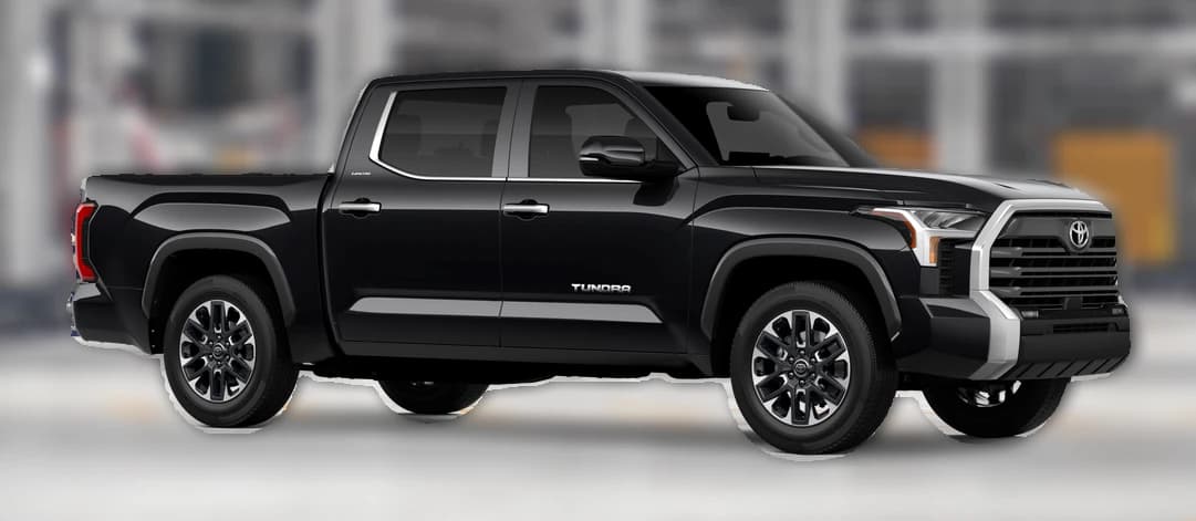 Toyota Tundra 4WD Limited CrewMax 5.5' Bed (Natl) 2026 — side view
