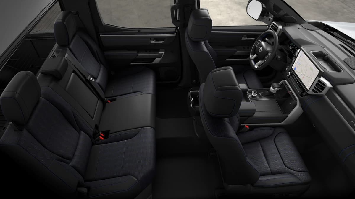Toyota Tundra 4WD Platinum CrewMax 5.5' Bed (Natl) 2026 — side view