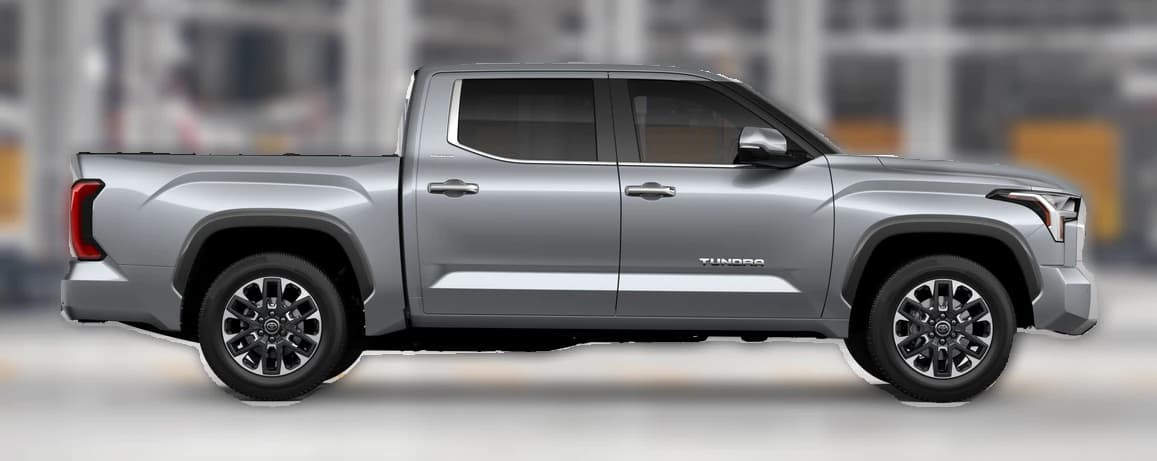 Toyota Tundra 4WD Limited CrewMax 5.5' Bed (Natl) 2026 — side view