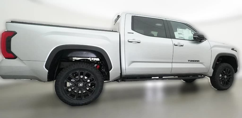 Toyota Tundra 4WD Limited CrewMax 5.5' Bed (Natl) 2026 — side view