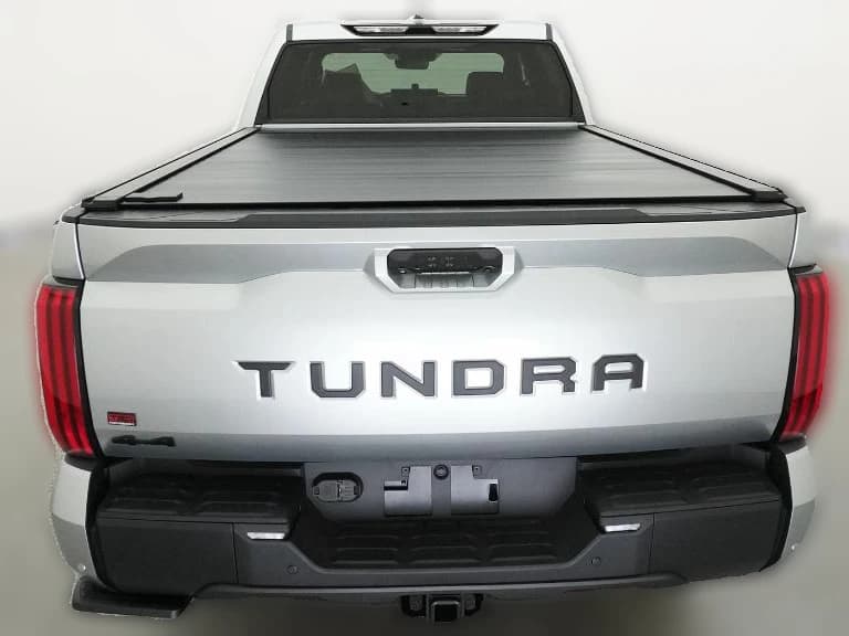 Toyota Tundra 4WD Limited CrewMax 5.5' Bed (Natl) 2026 — side view