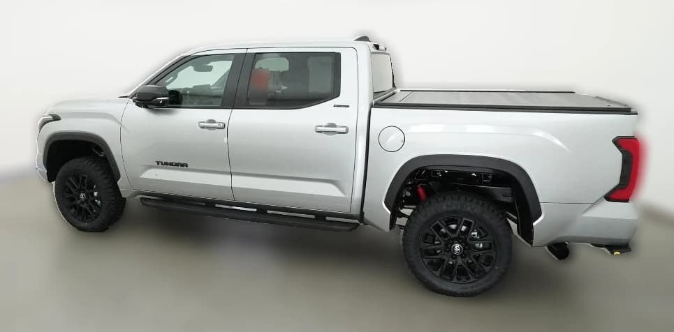 Toyota Tundra 4WD Limited CrewMax 5.5' Bed (Natl) 2026 — side view