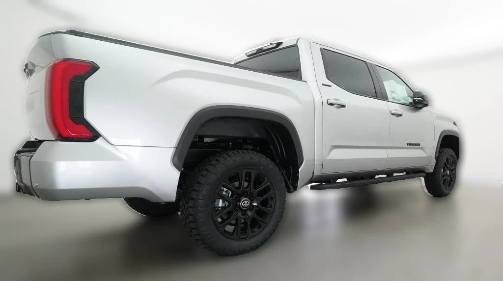 Toyota Tundra 4WD Limited CrewMax 5.5' Bed (Natl) 2026 — side view