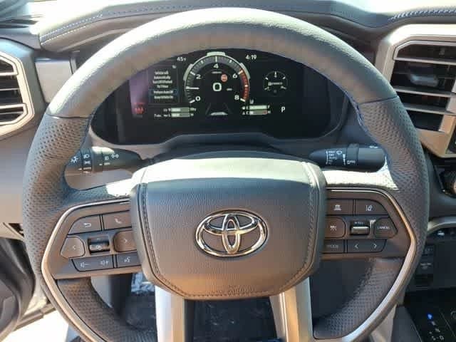 Toyota Tundra 4WD Platinum CrewMax 5.5' Bed (Natl) 2026 — side view