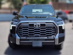 Toyota Tundra 4WD Platinum CrewMax 5.5' Bed (Natl) 2026 — side view
