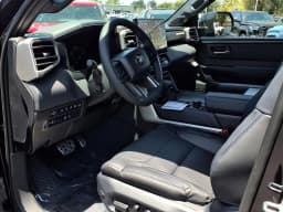Toyota Tundra 4WD Platinum CrewMax 5.5' Bed (Natl) 2026 — side view