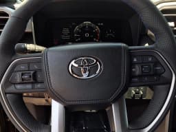 Toyota Tundra 4WD Platinum CrewMax 5.5' Bed (Natl) 2026 — side view