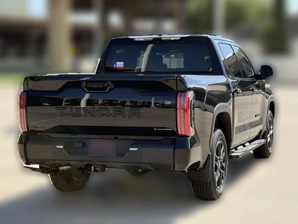 Toyota Tundra 4WD Limited Hybrid CrewMax 5.5' Bed (Natl) 2026 — side view