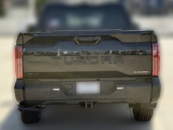 Toyota Tundra 4WD Limited Hybrid CrewMax 5.5' Bed (Natl) 2026 — side view