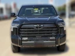 Toyota Tundra 4WD Limited Hybrid CrewMax 5.5' Bed (Natl) 2026 — side view