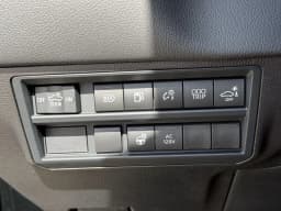 Toyota Tundra 4WD Limited Hybrid CrewMax 5.5' Bed (Natl) 2026 — side view