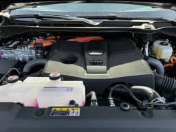 Toyota Tundra 4WD Limited Hybrid CrewMax 5.5' Bed (Natl) 2026 — side view