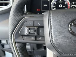 Toyota Tundra 4WD Limited Hybrid CrewMax 5.5' Bed (Natl) 2026 — side view