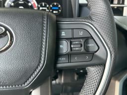 Toyota Tundra 4WD Limited Hybrid CrewMax 5.5' Bed (Natl) 2026 — side view