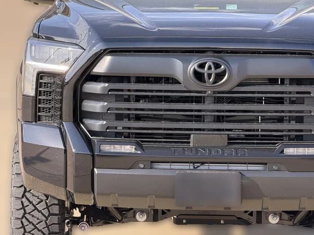 Toyota Tundra 4WD Limited Hybrid CrewMax 5.5' Bed (Natl) 2026 — side view