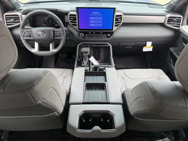 Toyota Tundra 4WD Limited Hybrid CrewMax 5.5' Bed (Natl) 2026 — side view