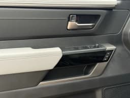 Toyota Tundra 4WD Limited Hybrid CrewMax 5.5' Bed (Natl) 2026 — side view