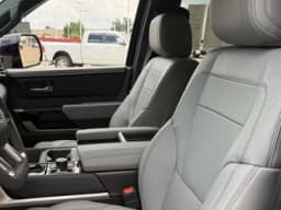 Toyota Tundra 4WD Limited Hybrid CrewMax 5.5' Bed (Natl) 2026 — side view