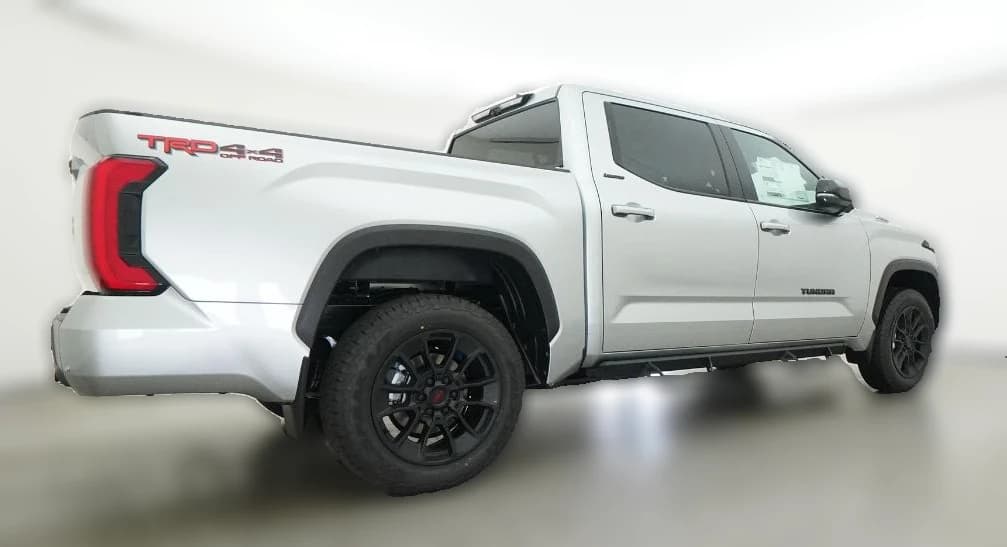 Toyota Tundra 4WD Limited Hybrid CrewMax 5.5' Bed (Natl) 2026 — side view