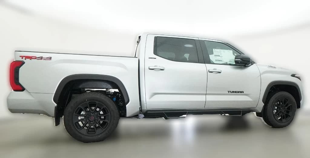 Toyota Tundra 4WD Limited Hybrid CrewMax 5.5' Bed (Natl) 2026 — side view