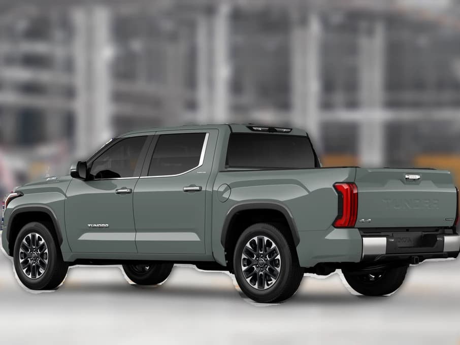 Toyota Tundra 4WD Limited Hybrid CrewMax 5.5' Bed (Natl) 2026 — side view